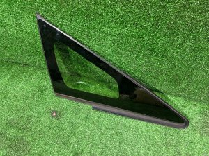 Стекло форточка Передняя правая целый молдинг TOYOTA PRIUS OEM 6211047021 ZVW30 2012