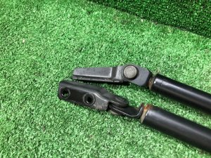 Trunk lid struts SUBARU FORESTER OEM 60315FC200, 60315FC210 SF5 1998 silver 792