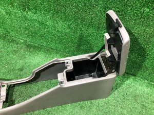 Glovebox and armrest SUBARU FORESTER OEM 92060FC040ND SF5 1998 silver 792