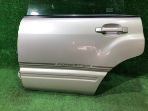 Left rear door SUBARU FORESTER OEM 61401FC013 SF5 1998 silver 792