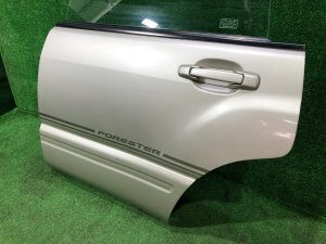 Left rear door SUBARU FORESTER OEM 61401FC013 SF5 1998 silver 792