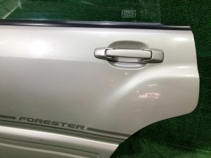 Left rear door SUBARU FORESTER OEM 61401FC013 SF5 1998 silver 792