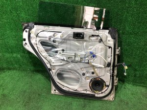 Left rear door SUBARU FORESTER OEM 61401FC013 SF5 1998 silver 792