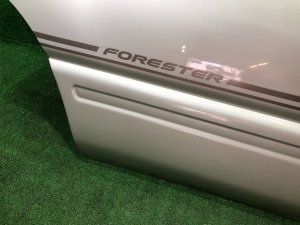 Right rear door SUBARU FORESTER OEM 61401FC003 SF5 1998 silver 792