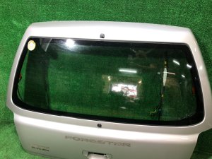 Tailgate SUBARU FORESTER OEM 61701FC000 SF5 1998 silver 792