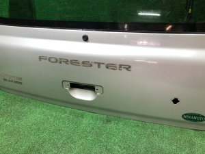 Tailgate SUBARU FORESTER OEM 61701FC000 SF5 1998 silver 792