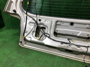 Tailgate SUBARU FORESTER OEM 61701FC000 SF5 1998 silver 792