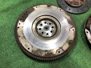 Clutch pressure plate маховик, корзина, диск SUBARU FORESTER OEM 30210AA411, 30100AA690, 30100AA691, 12342AA000 SF5 1998 EJ202 MT