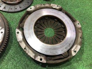 Clutch pressure plate маховик, корзина, диск SUBARU FORESTER OEM 30210AA411, 30100AA690, 30100AA691, 12342AA000 SF5 1998 EJ202 MT