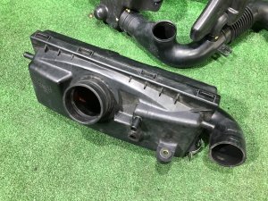Air filter housing под свап SUBARU FORESTER OEM 16520AA032, 16520AA021, 46032AC070, 46020FC010 SF5 1998 EJ202 MT