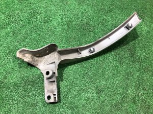 Left rear fender trim SUBARU FORESTER OEM 91057FC270 SF5 1998 silver 792
