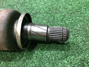 Rear driveshaft правый SUBARU FORESTER OEM 28021FC000 SF5 1998 EJ202 MT