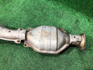 Centre exhaust section SUBARU FORESTER OEM 44200FA120 SF5 1998 EJ202 MT