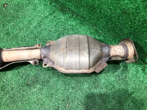 Centre exhaust section SUBARU FORESTER OEM 44200FA120 SF5 1998 EJ202 MT