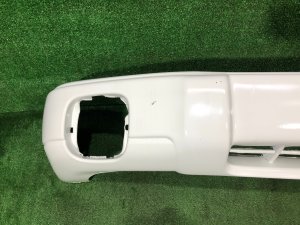 Бампер передний SUBARU FORESTER OEM 57717FC130WG, 57720FC130 SF9, SF5 1998 White 51E