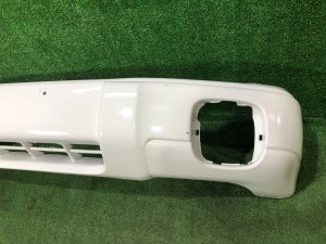Бампер передний SUBARU FORESTER OEM 57717FC130WG, 57720FC130 SF9, SF5 1998 White 51E