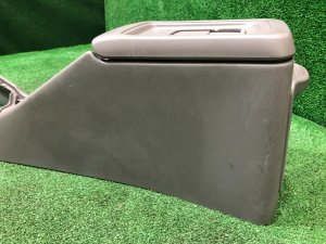 Бардачок подлокотник SUBARU FORESTER OEM 92060FC040ND SF9, SF5 1998 White 51E