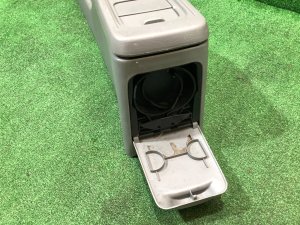 Бардачок подлокотник SUBARU FORESTER OEM 92060FC040ND SF9, SF5 1998 White 51E