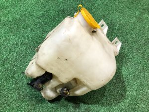Бачок омывателя SUBARU FORESTER OEM 86610FC000 SF9, SF5 1998 EJ254 AT
