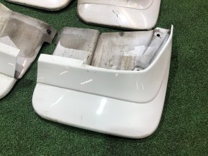 Брызговики SUBARU FORESTER OEM 12345678 SF9, SF5 1998 White 51E