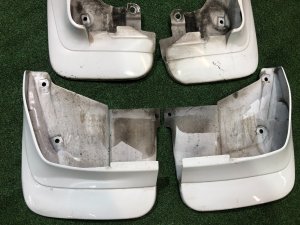 Брызговики SUBARU FORESTER OEM 12345678 SF9, SF5 1998 White 51E