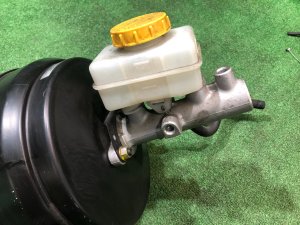 Главный тормозной цилиндр SUBARU FORESTER OEM 26401AC180, 26402FC100 SF9, SF5 1998 EJ254 AT