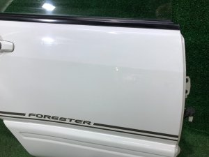 Дверь задняя правая SUBARU FORESTER OEM 61401FC003 SF9, SF5 1998 White 51E