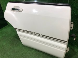 Дверь задняя правая SUBARU FORESTER OEM 61401FC003 SF9, SF5 1998 White 51E