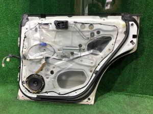 Дверь задняя правая SUBARU FORESTER OEM 61401FC003 SF9, SF5 1998 White 51E