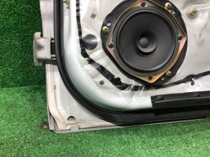 Дверь задняя правая SUBARU FORESTER OEM 61401FC003 SF9, SF5 1998 White 51E