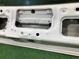 Дверь пятая SUBARU FORESTER OEM 61701FC000 SF9, SF5 1998 White 51E
