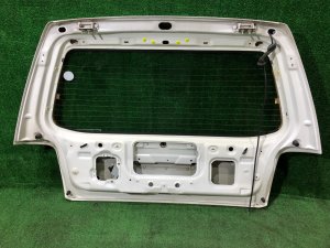 Дверь пятая SUBARU FORESTER OEM 61701FC000 SF9, SF5 1998 White 51E