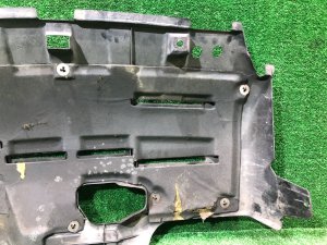 Защита двигателя SUBARU FORESTER OEM 56410FC000 SF9, SF5 1998 White 51E
