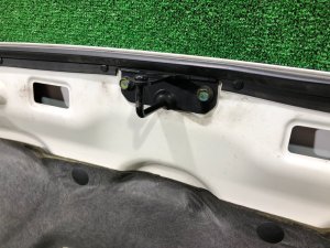Капот SUBARU FORESTER OEM 57220FC020 SF9, SF5 1998 White 51E