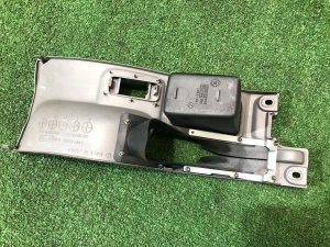 Консоль ручника SUBARU FORESTER OEM 92062FC060ND SF9, SF5 1998 White 51E