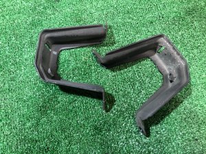 Крепление заднего стабилизатора SUBARU FORESTER OEM 20520AC000, 20520AC010 SF9, SF5 1998 White 51E
