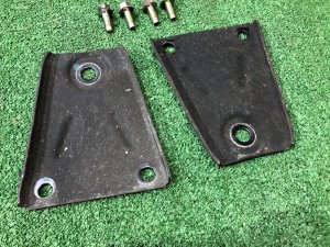 Крепление Т-образной балки SUBARU FORESTER OEM 41321FA040, 41332FA000 SF9, SF5 1998