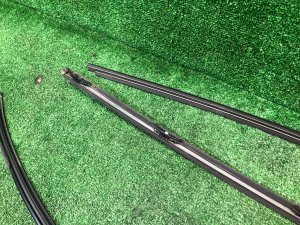 Молдинги лобового стекла SUBARU FORESTER OEM 91013FC010, 91013FC000, 65023FC010 SF9, SF5 1998