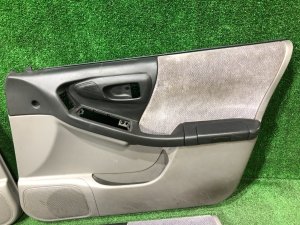 Обшивка дверей SUBARU FORESTER OEM 94050FC180GA, 94050FC190GA, 94056FC160GA, 94056FC170GA SF9, SF5 1998 White 51E