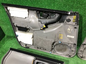 Обшивка дверей SUBARU FORESTER OEM 94050FC180GA, 94050FC190GA, 94056FC160GA, 94056FC170GA SF9, SF5 1998 White 51E