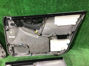 Обшивка дверей SUBARU FORESTER OEM 94050FC180GA, 94050FC190GA, 94056FC160GA, 94056FC170GA SF9, SF5 1998 White 51E