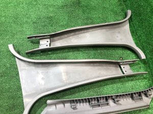Обшивка стоек SUBARU FORESTER OEM 94010FC010ND, 94010FC000ND, SF9, SF5 1998 White 51E
