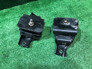 Подушки двигателя 41022FA090, 41031FA080, 41031FA090 SUBARU FORESTER