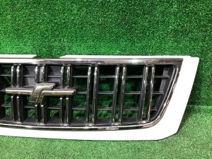 Решетка радиатора SUBARU FORESTER OEM 91065FC000WG SF9, SF5 1998 White 51E