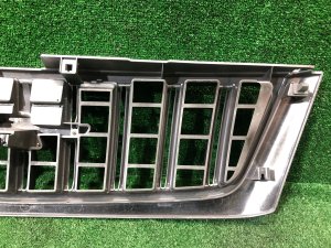 Решетка радиатора SUBARU FORESTER OEM 91065FC000WG SF9, SF5 1998 White 51E