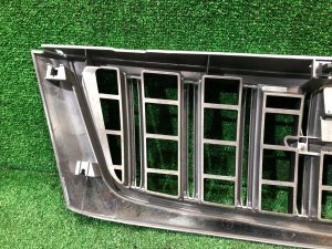 Решетка радиатора SUBARU FORESTER OEM 91065FC000WG SF9, SF5 1998 White 51E