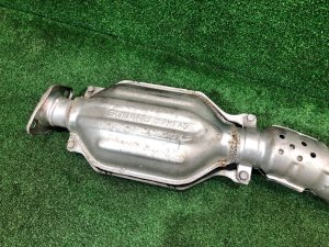 Средняя часть глушителя SUBARU FORESTER OEM 44200FA120 SF9, SF5 1998 EJ254 AT