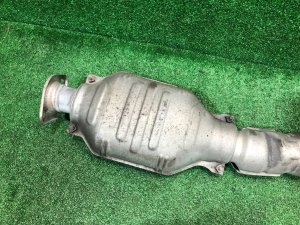 Средняя часть глушителя SUBARU FORESTER OEM 44200FA120 SF9, SF5 1998 EJ254 AT