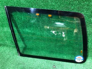 Стекло багажника левое 65209FC230 SUBARU FORESTER