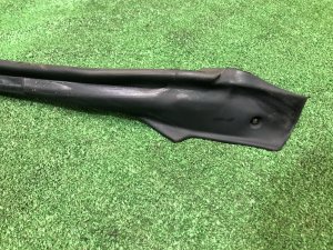 Уплотнитель дверей правый SUBARU FORESTER OEM 62710FC000 SF9, SF5 1998 White 51E